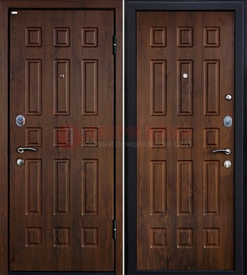 Коричневая металлическая дверь с МДФ ДМ-156 для квартиры в Троицке