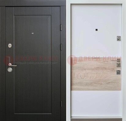 Черная металлическая дверь с белой МДФ внутри ДМ-230 в Троицке