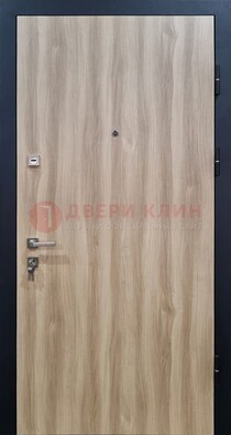 Светлая металлическая дверь с МДФ ДМ-340 в Троицке