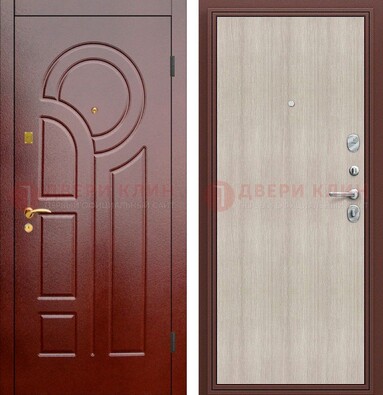 Красная металлическая дверь с МДФ панелями ДМ-368 в Троицке