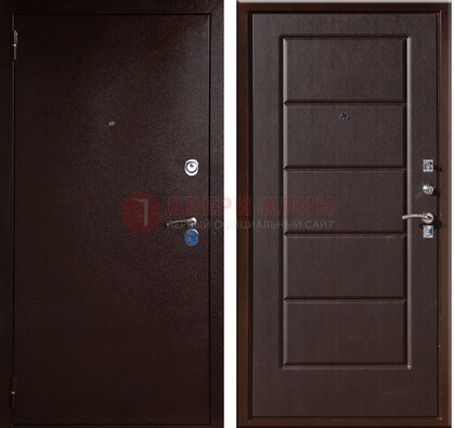 Темная входная дверь с порошковым окрасом ДП-113 в Троицке