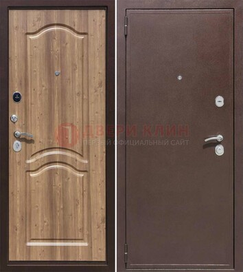 Коричневая железная дверь с порошковым окрасом ДП-191 в Троицке