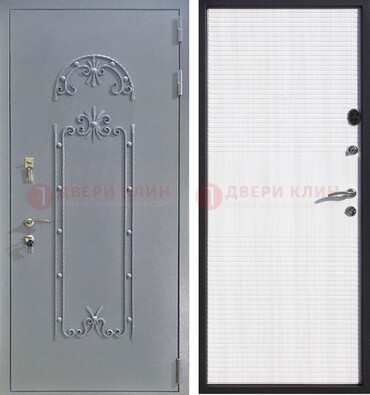Серая входная дверь с порошковым покрытием ДП-67 в Троицке
