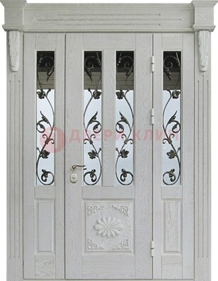 Входная парадная дверь со стеклом и ковкой в белом цвете ДПР-93 в Троицке