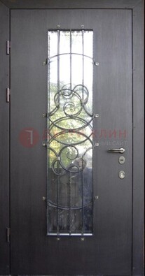 Остекленная стальная дверь с ковкой ДСК-26 в Великом Новгороде