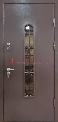 Металлическая дверь Порошок с небольшим стеклом и ковкой ДСК-282 в Троицке