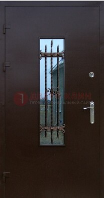 Надежная металлическая дверь со стеклом и ковкой ДСК-47 в Троицке
