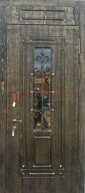 Зеленая входная дверь со стеклом и ковкой ДСК-67 в Троицке